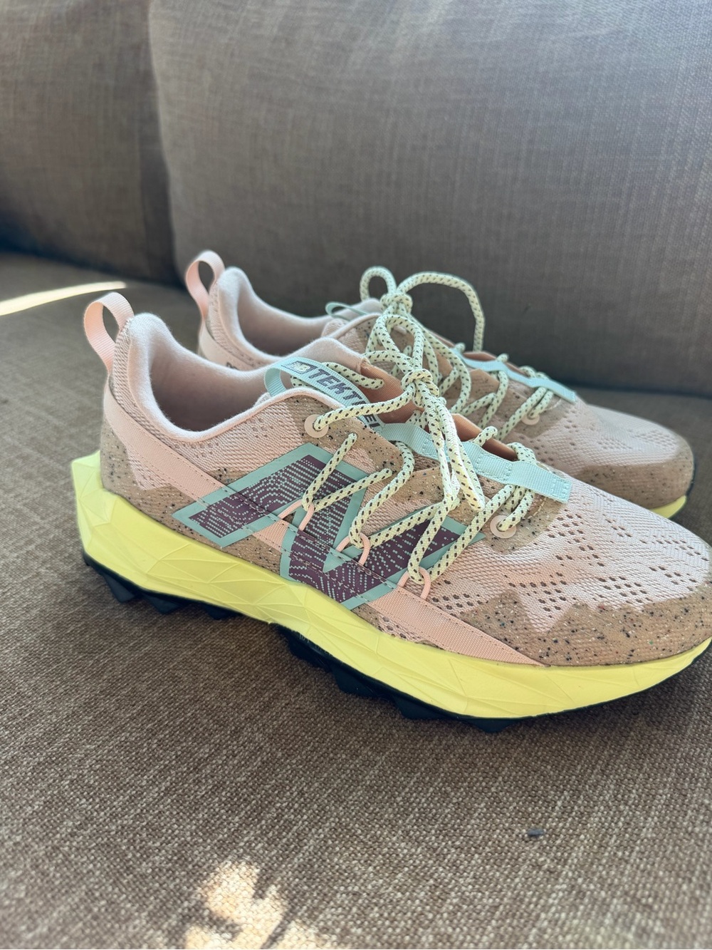 NWOT New Balance Women's Pink and Mint Trail Running Shoes